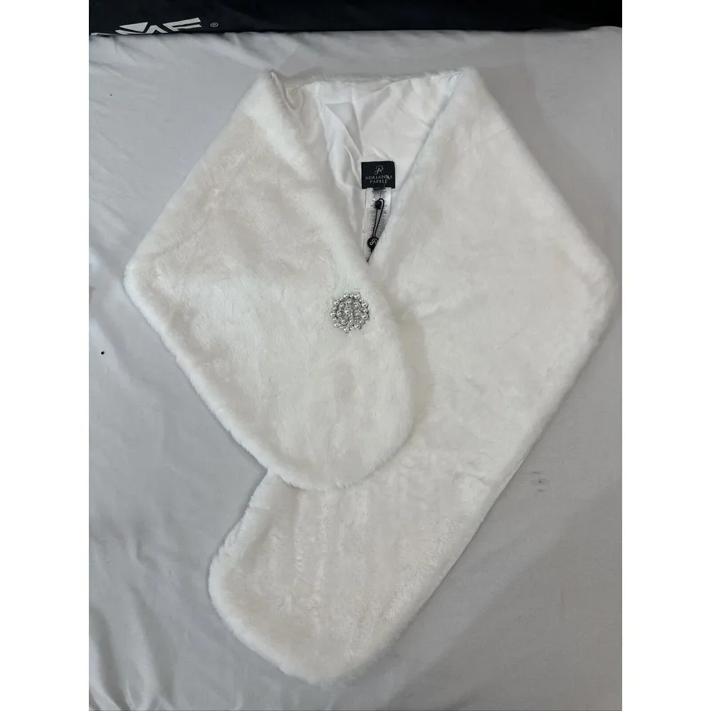 NWT $99 ADRIANNA PAPELL [ OS ] Faux Fur Shawl‎ in IVORY White